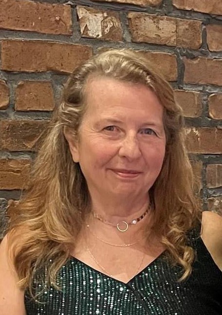Linda Benoit, Broker and Owner of Highland Realty